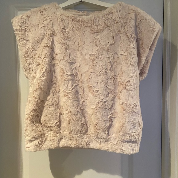 Anthropologie Maeve faux fur T-shirt - Picture 3 of 4